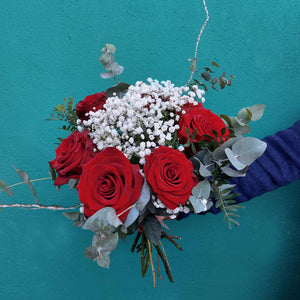 bouquet_fleurs_EVENEMENT_rose_rouge_alizee_fleuriste_nantes_la_serre_zola_livraison_1
