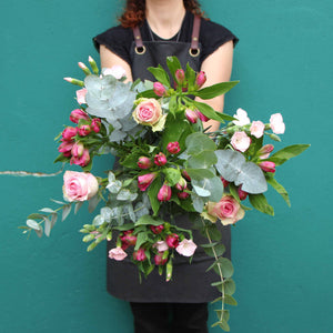 bouquet_fleurs_rose_EVENEMENT_foehn_fleuriste_nantes_la_serre_zola_livraison_8
